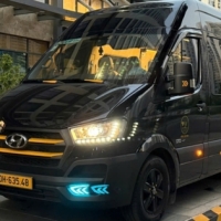 Xe Limousine 10 chỗ 