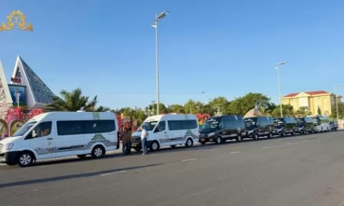 Xe Limousine 12 chỗ 