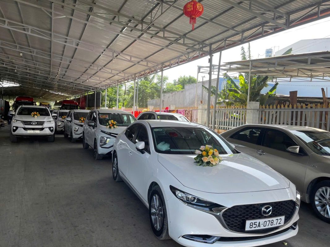 Thuê Xe Limousine Đưa Đón Sân Bay