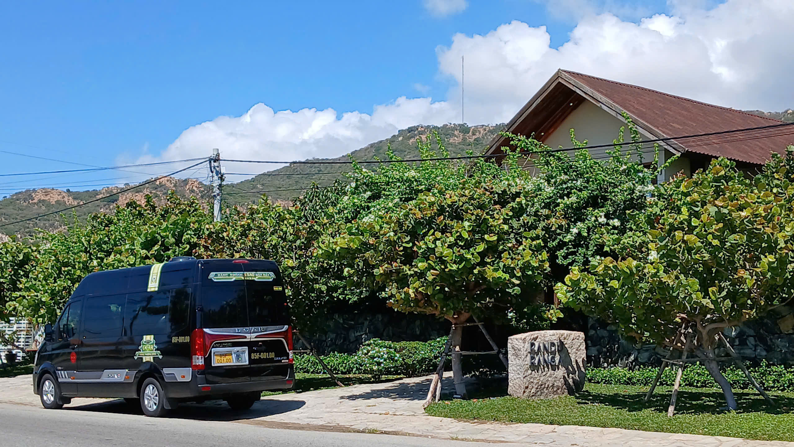 Tìm hiểu về đơn vị cung cấp dịch vụ