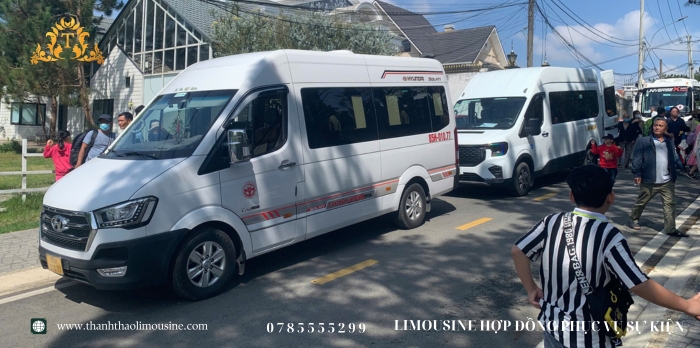 Limousine hợp đồng phục vụ sự kiện