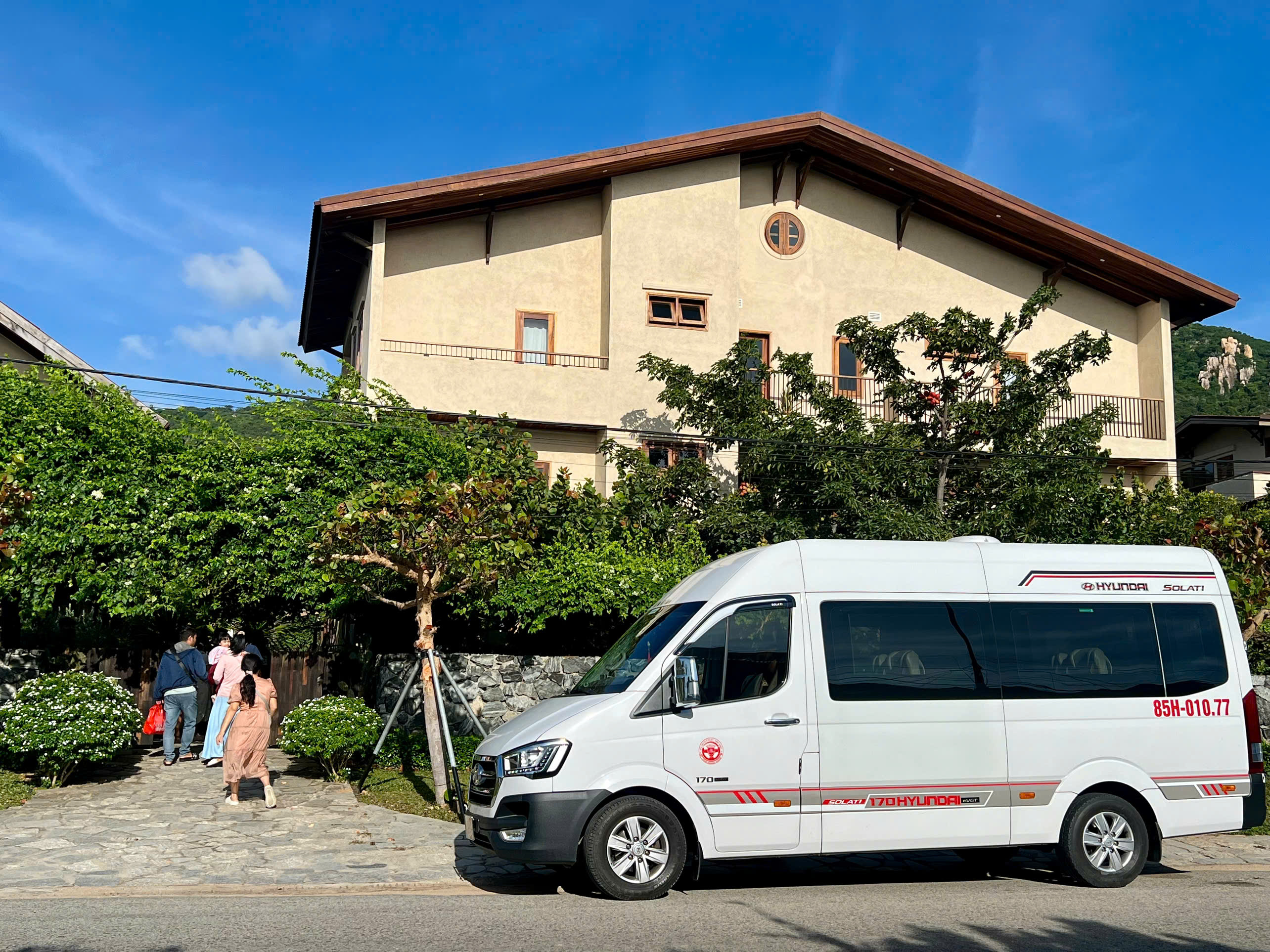 Thuê Limousine hợp đồng cho công ty