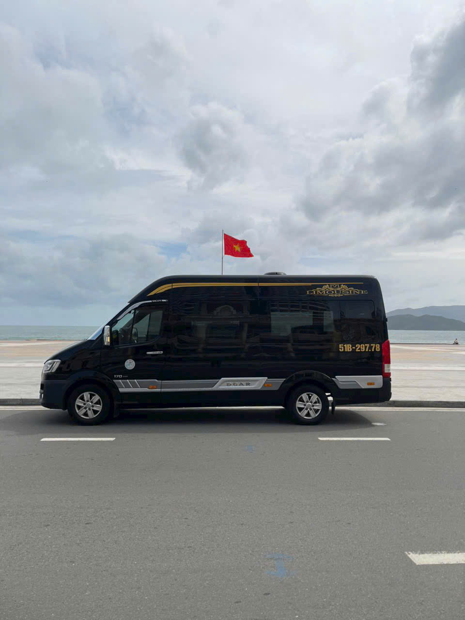 Thuê Limousine hợp đồng đi tỉnh