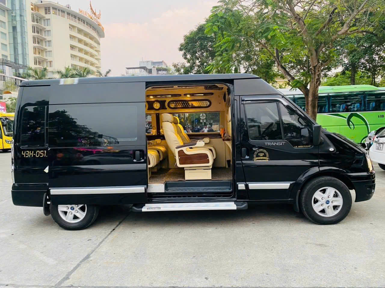 Thuê Limousine hợp đồng đi tỉnh