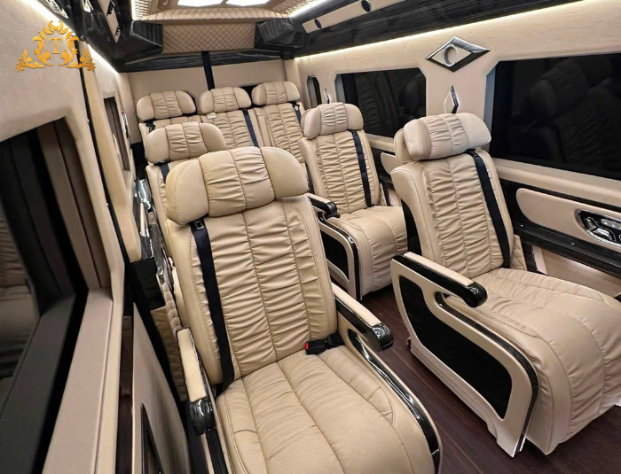 Hành Trình Sài Gòn – Vĩnh Hy Qua Lăng Kính Limousine