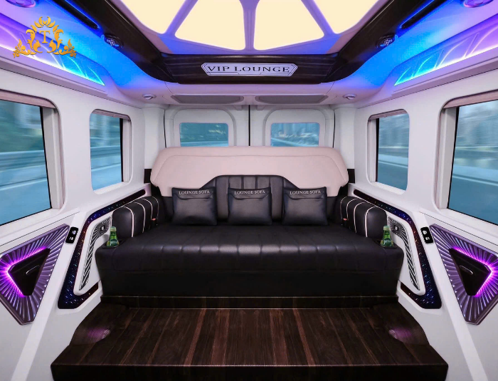 Thuê Limousine Sài Gòn – Vĩnh Hy: Trải Nghiệm Khác Biệt Từ Chính Chiếc Xe