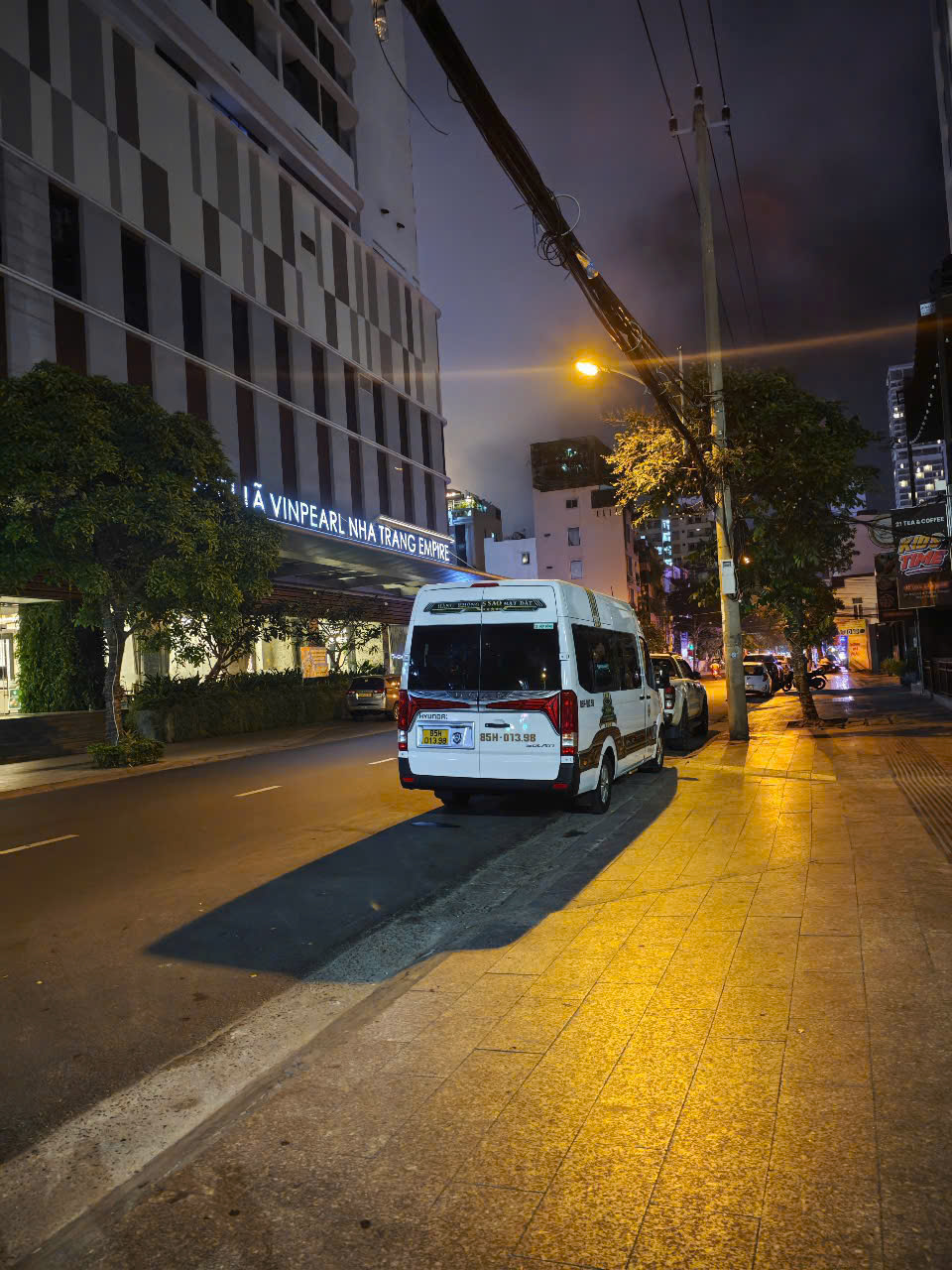 Limousine đưa đón sân bay dịch vụ chuẩn