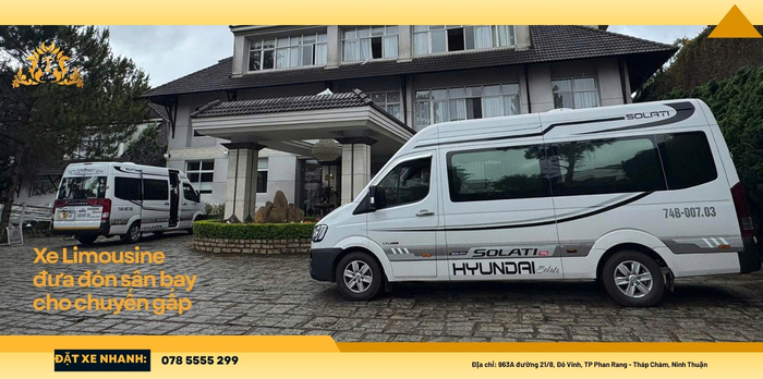 Xe limousine đưa đón sân bay cho chuyến gấp