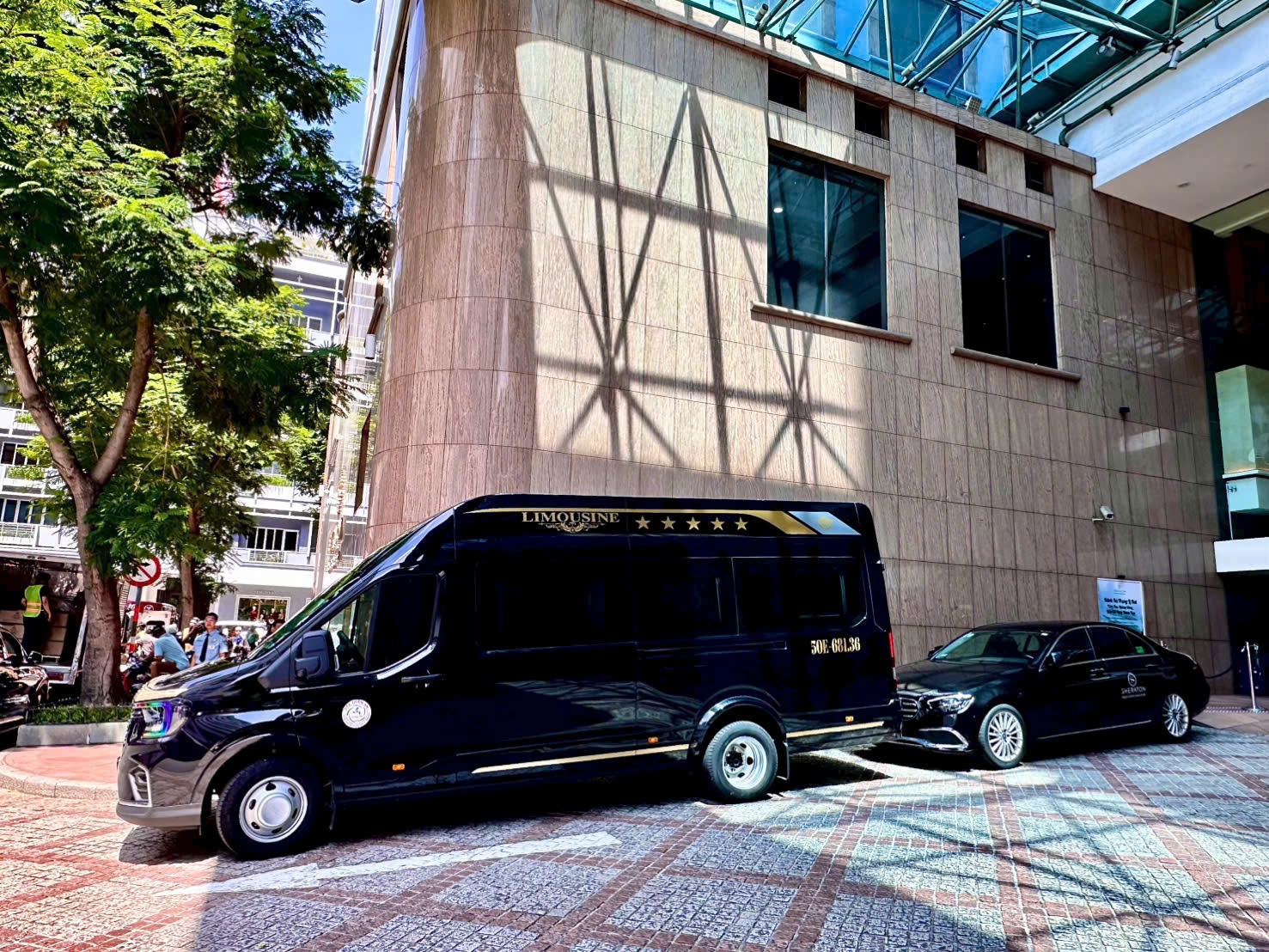 Bảng giá thuê xe Limousine Cam Ranh đi Sài Gòn
