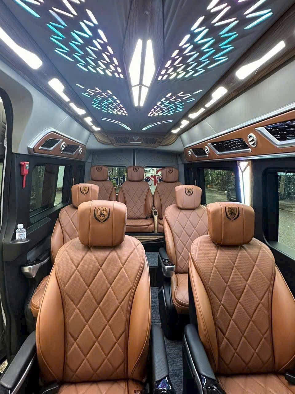 Đặt thuê xe limousine Vĩnh Hy - Sài Gòn đơn giản
