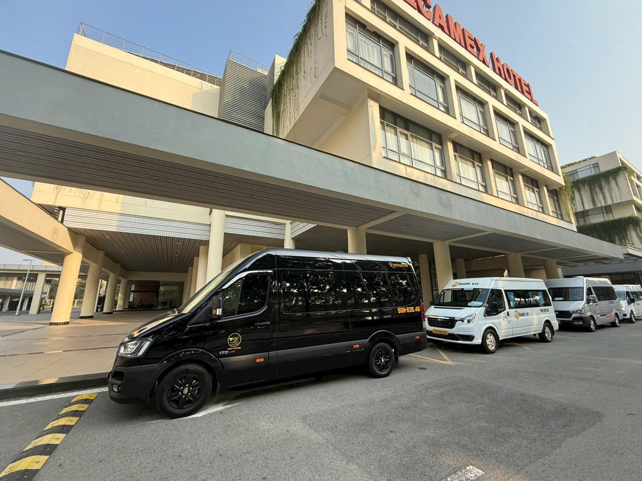 Dịch vụ thuê xe limousine Vĩnh Hy - Sài Gòn cao cấp