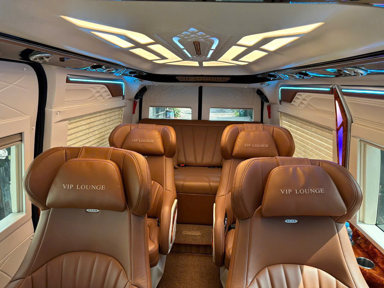 Dịch vụ xe Limousine Sài Gòn đi Cam Ranh