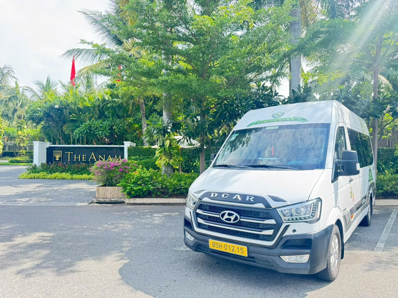 Giá thuê xe limousine Cam Ranh Sài Gòn