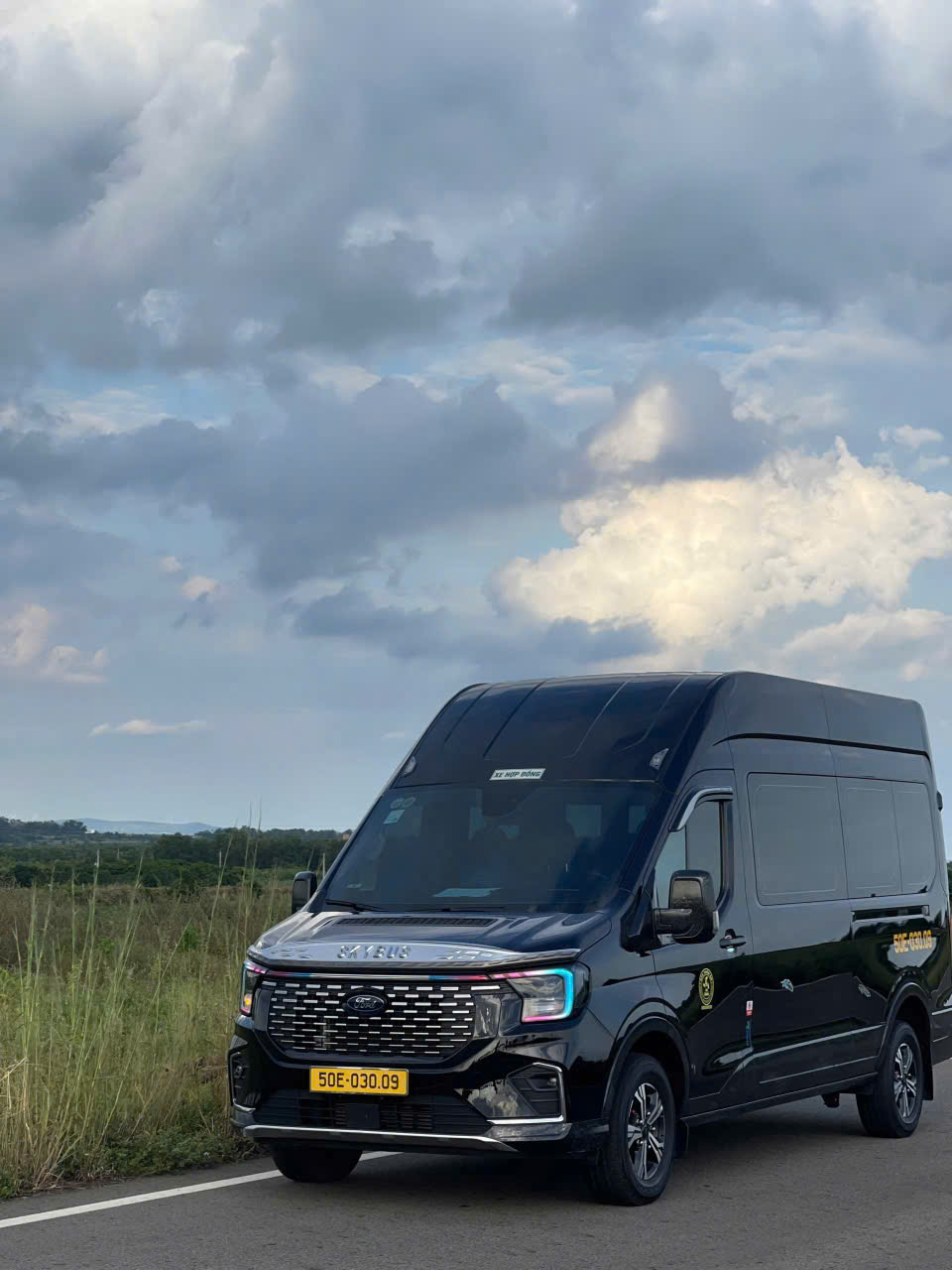 Giá thuê xe Limousine Sài Gòn đi Cam Ranh