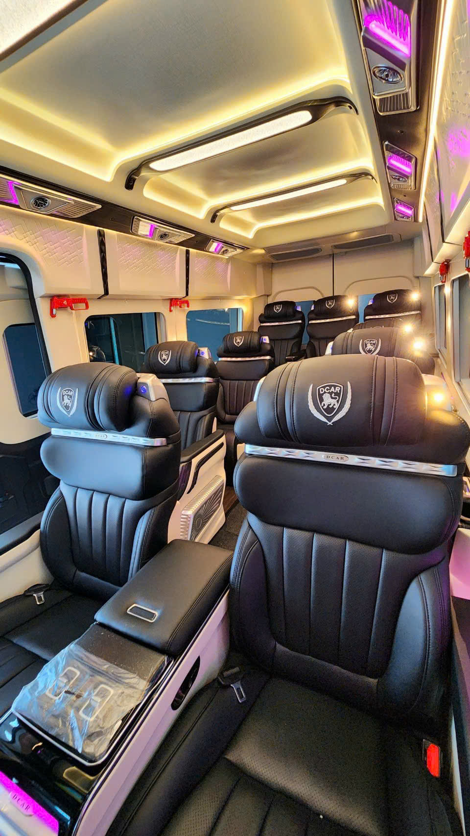 Giá thuê xe Limousine Sài Gòn đi Cam Ranh
