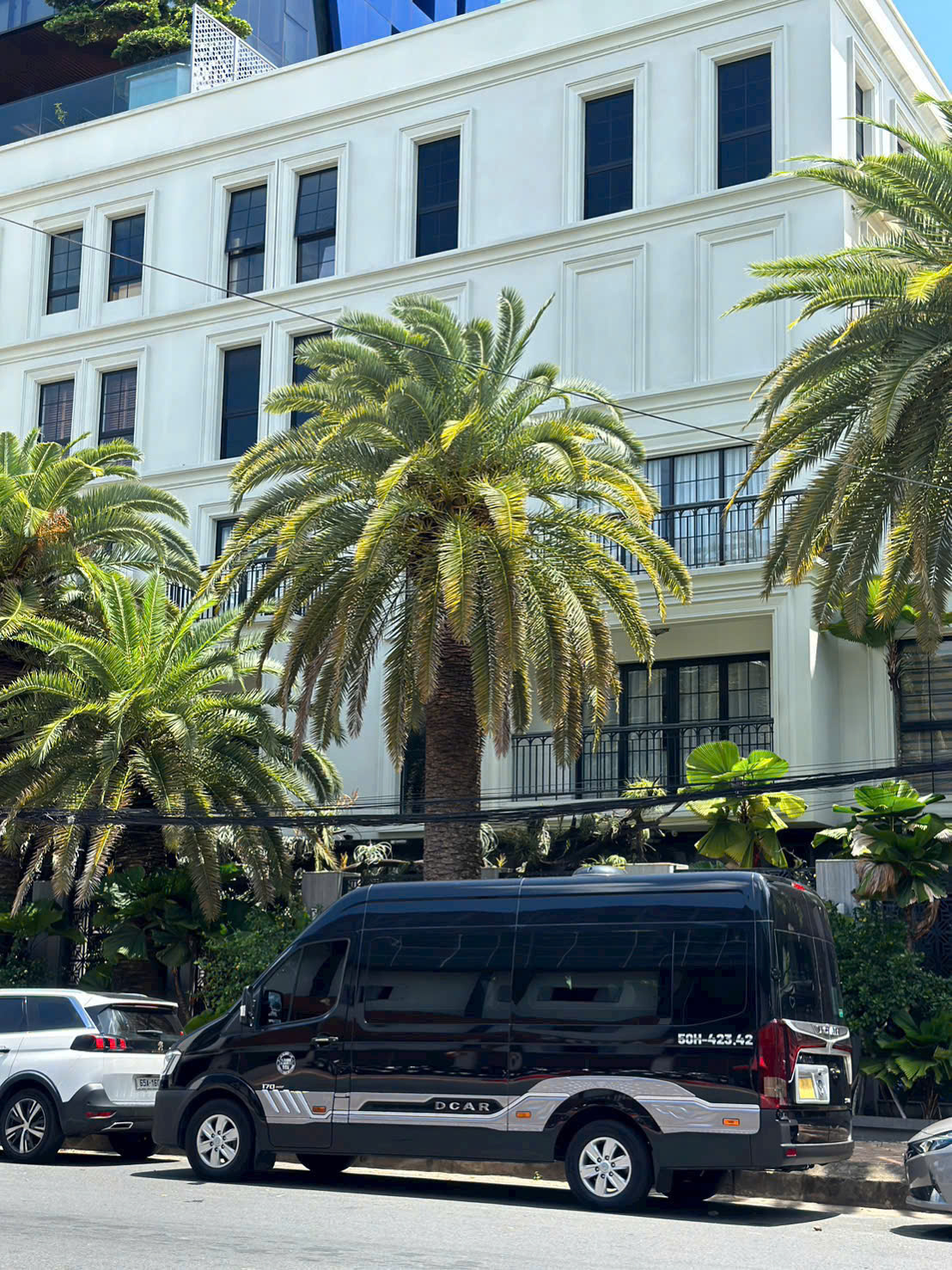 Giá thuê xe Limousine TPHCM đi Cam Ranh