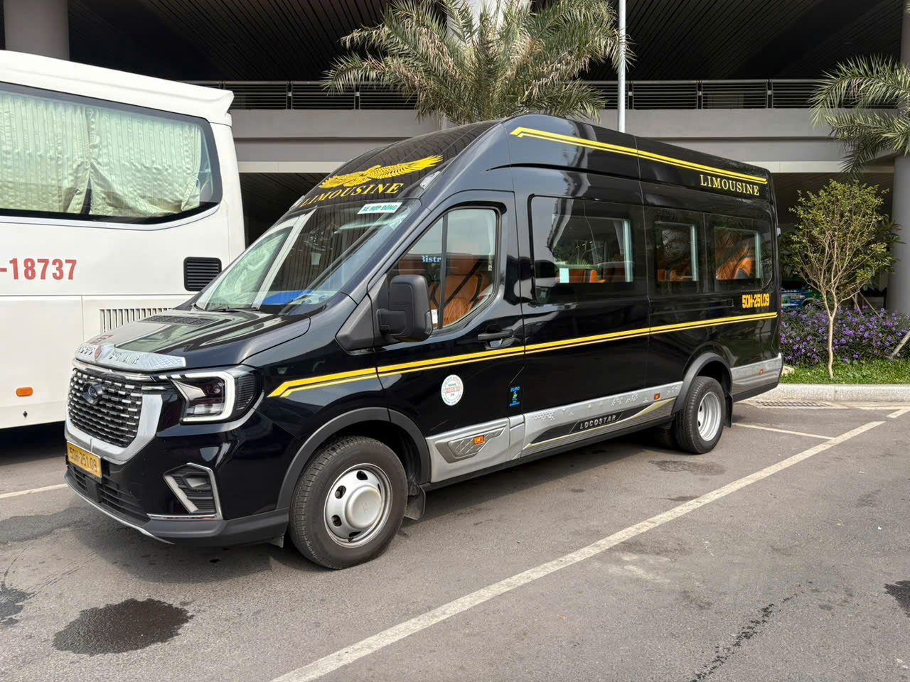 Kinh nghiệm thuê xe Limousine đi Cam Ranh
