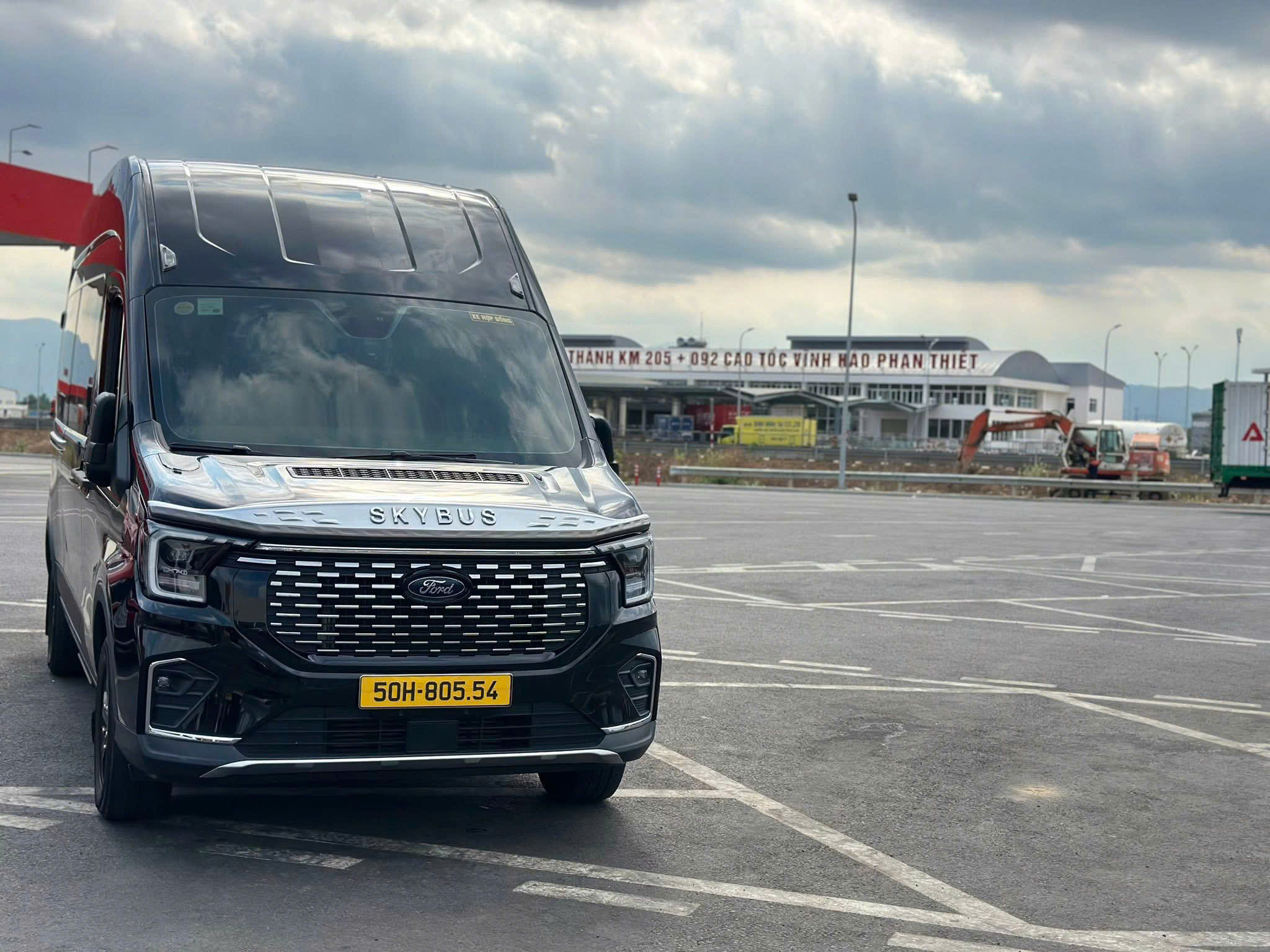 Kinh nghiệm thuê xe Limousine đi Cam Ranh