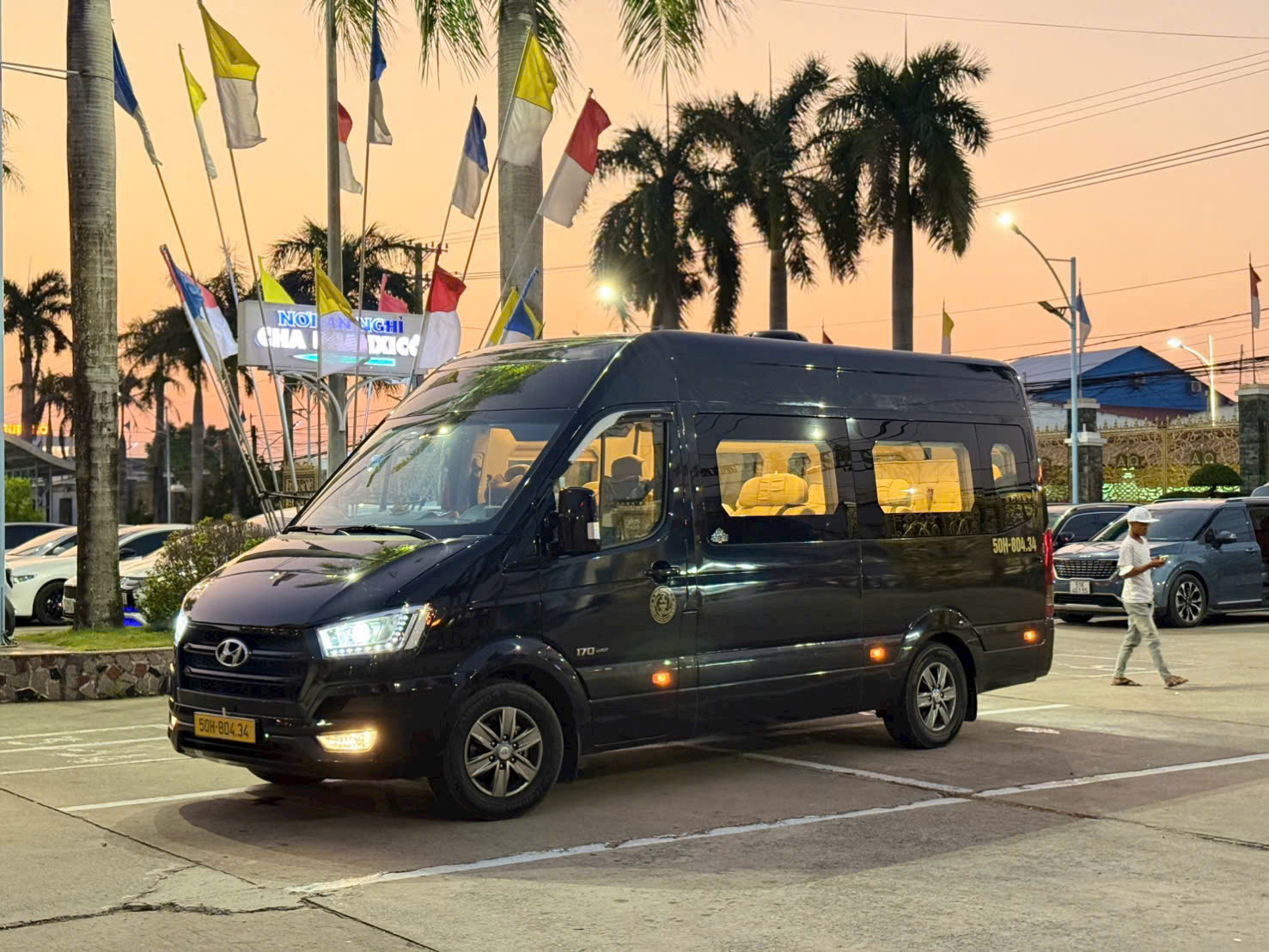 Limousine giá rẻ không ghép
