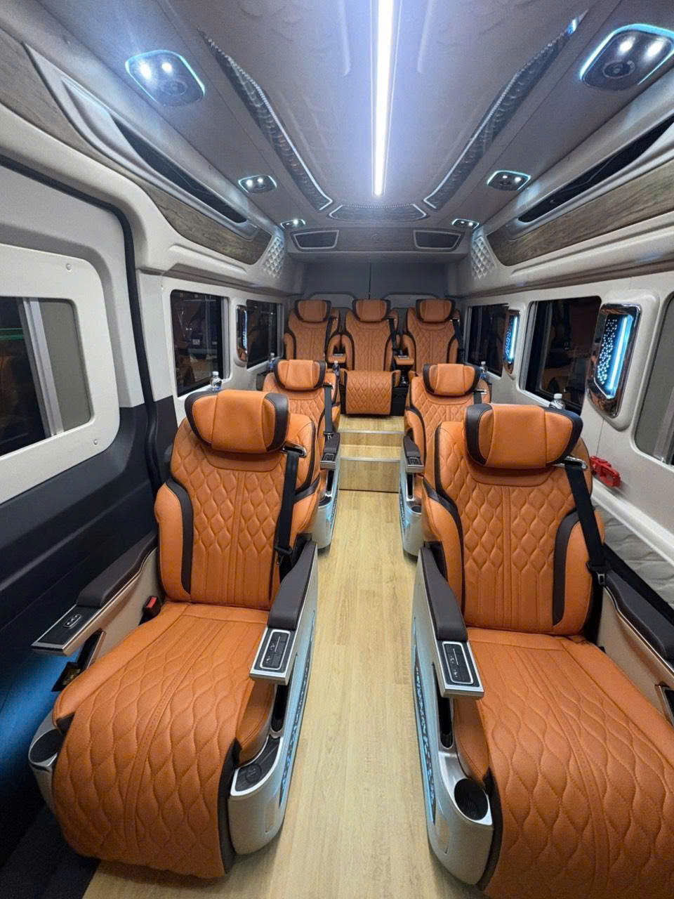 Limousine giá rẻ không ghép