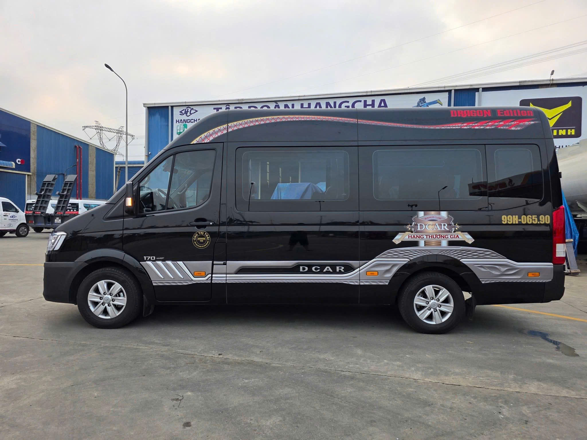 Những Dịp Doanh Nghiệp Nên Thuê Xe Limousine