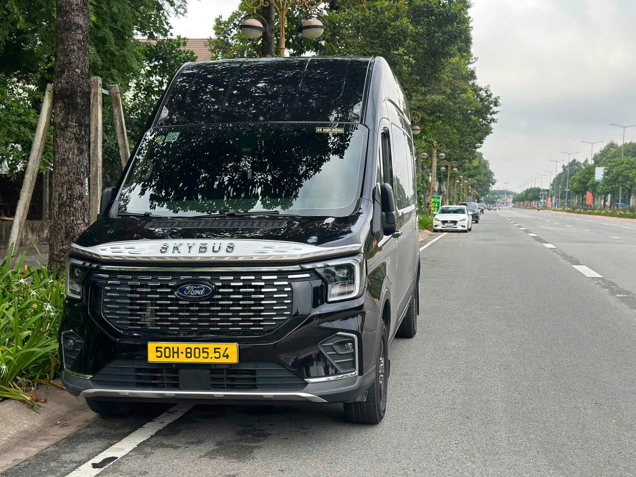 Thuê Limousine đời mới có wifi Đà Lạt Sài Gòn