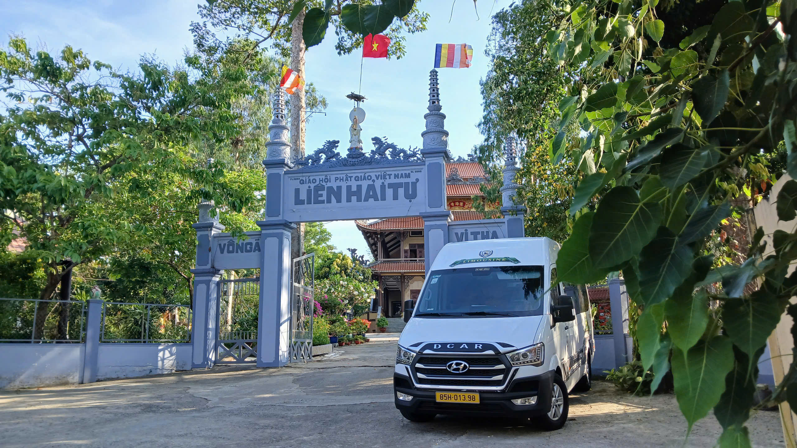 Thuê limousine Ninh Thuận Sài Gòn chuyên tuyến