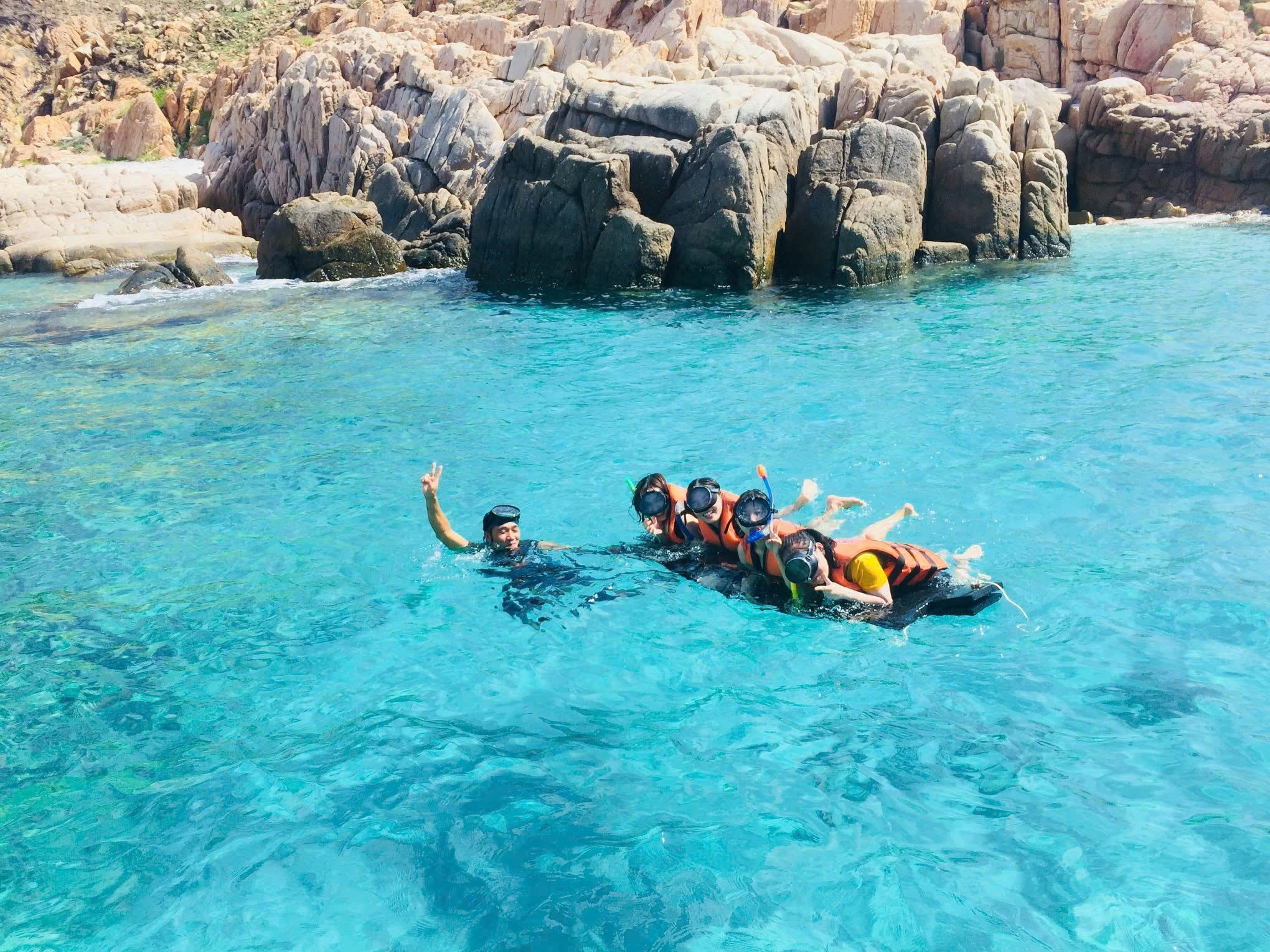 Thuê Limousine Sài Gòn – Vĩnh Hy giá tốt cho nhóm đông