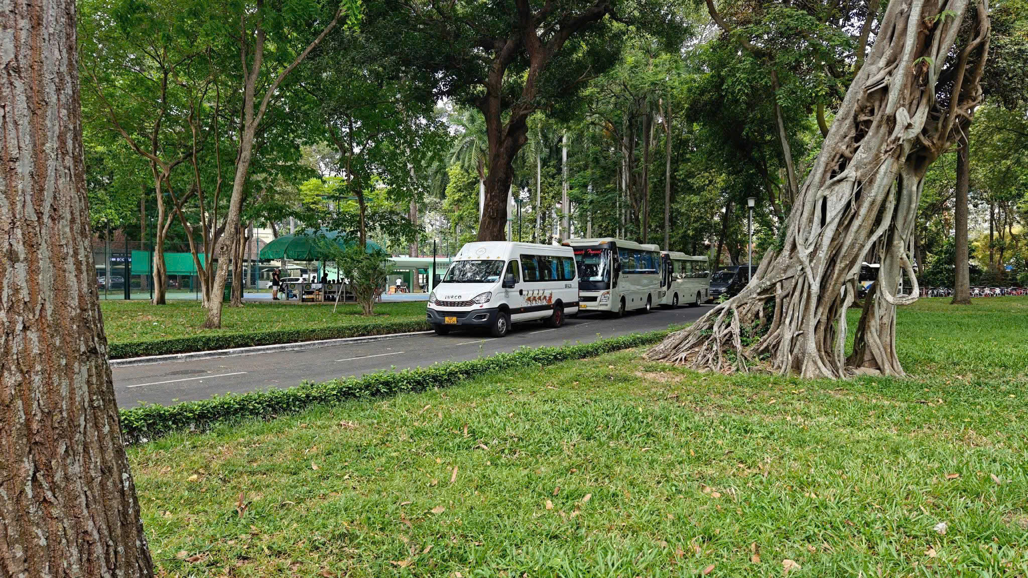 Thuê xe 29 chỗ đi Sài Gòn từ Phan Rang