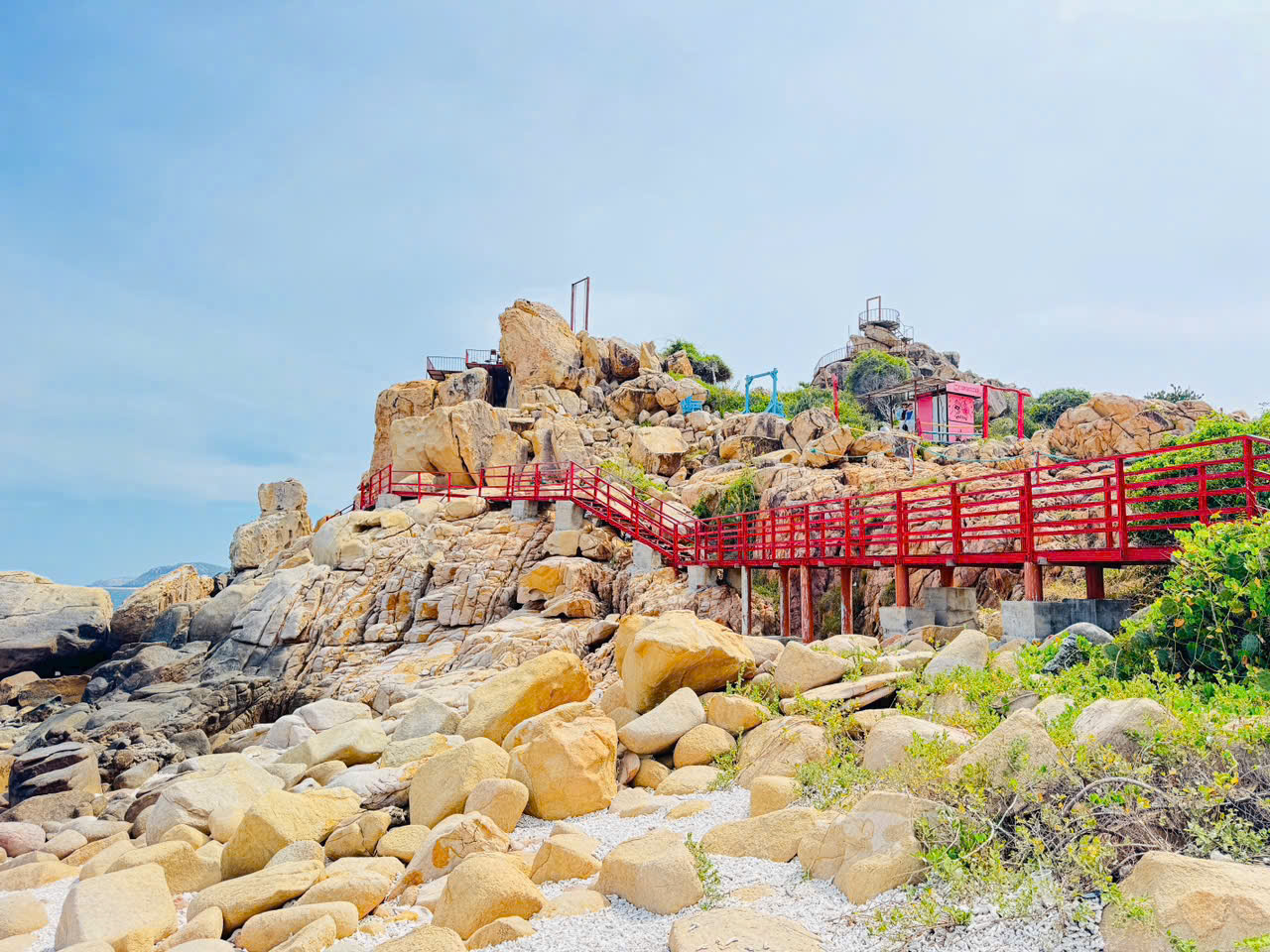 Thuê xe 29 chỗ đi tour Ninh Thuận trọn gói