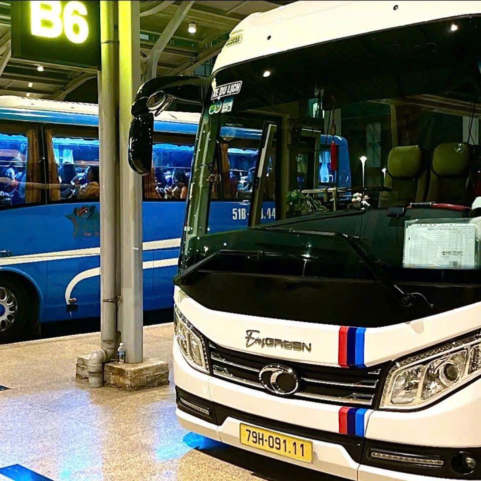 Thuê xe 29 chỗ đưa đón sân bay Cam Ranh về Phan Rang