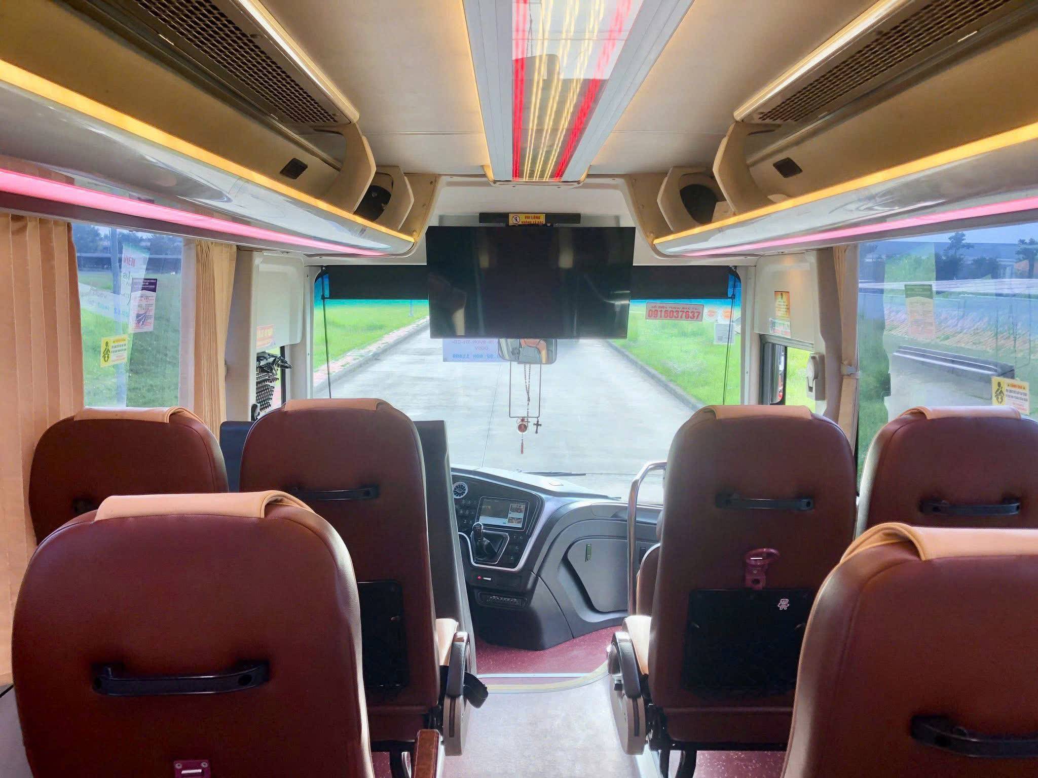 Thuê xe 29 chỗ Phan Rang bao nhiêu tiền