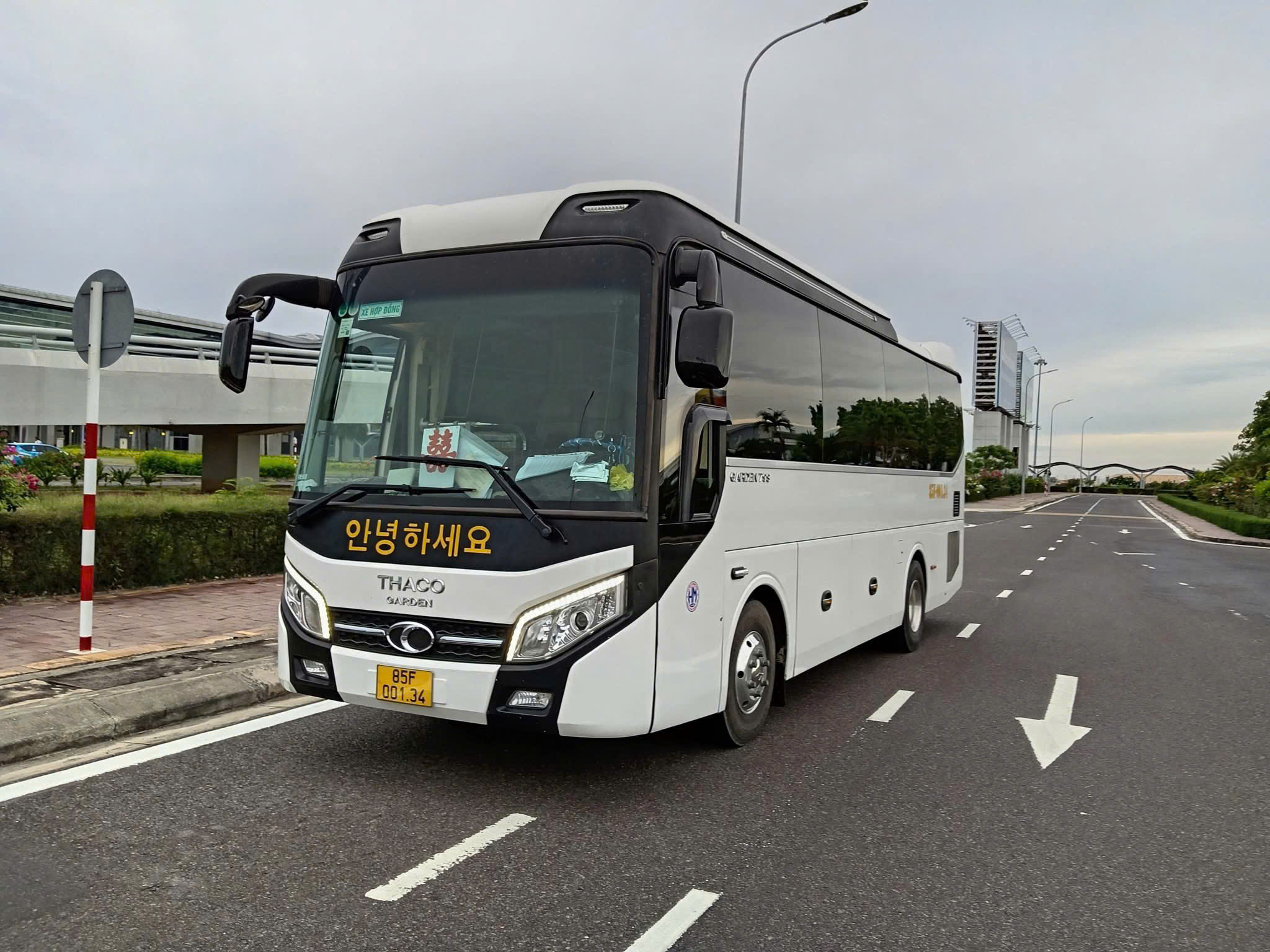 Thuê xe 29 chỗ Phan Rang đi Cam Ranh