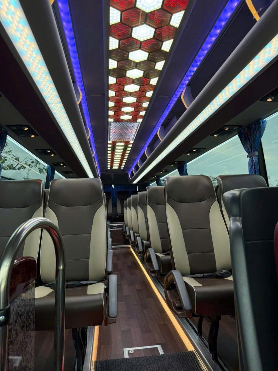 Thuê xe 29 chỗ Phan Rang đi du lịch