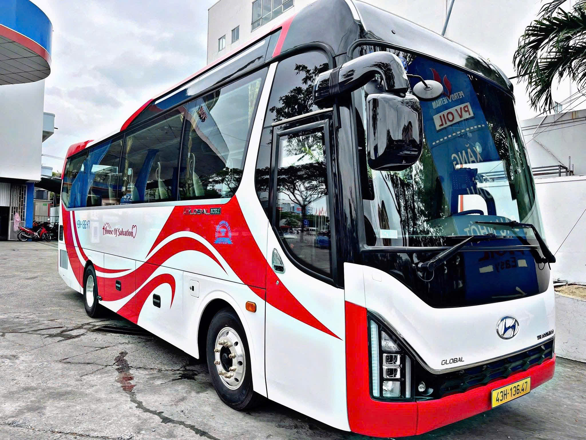 Thuê xe 29 chỗ Phan Rang đi Sài Gòn