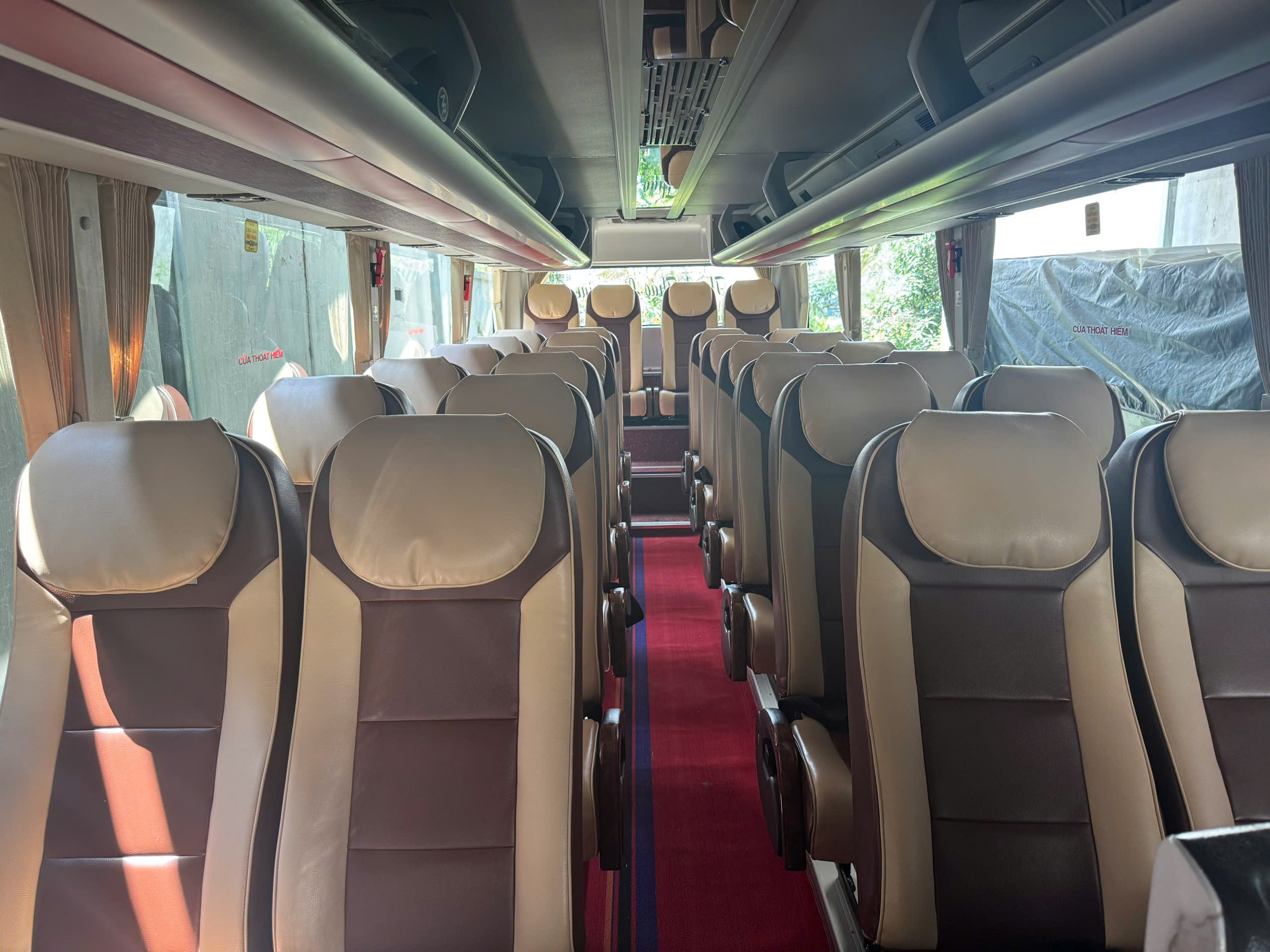 Thuê xe 29 chỗ Phan Rang đi sân bay Cam Ranh giá tốt