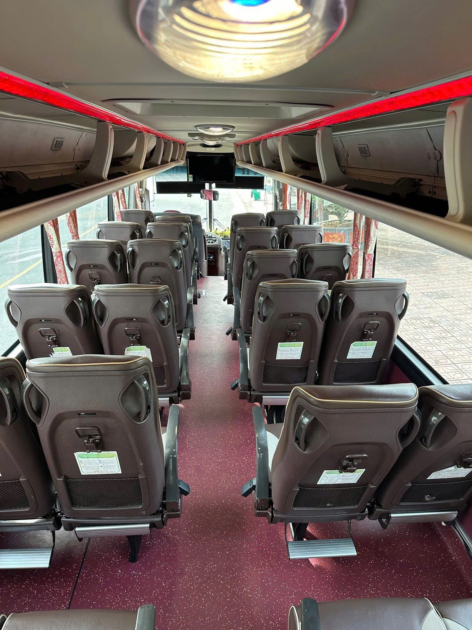 Thuê xe 29 chỗ Phan Rang tiết kiệm chi phí