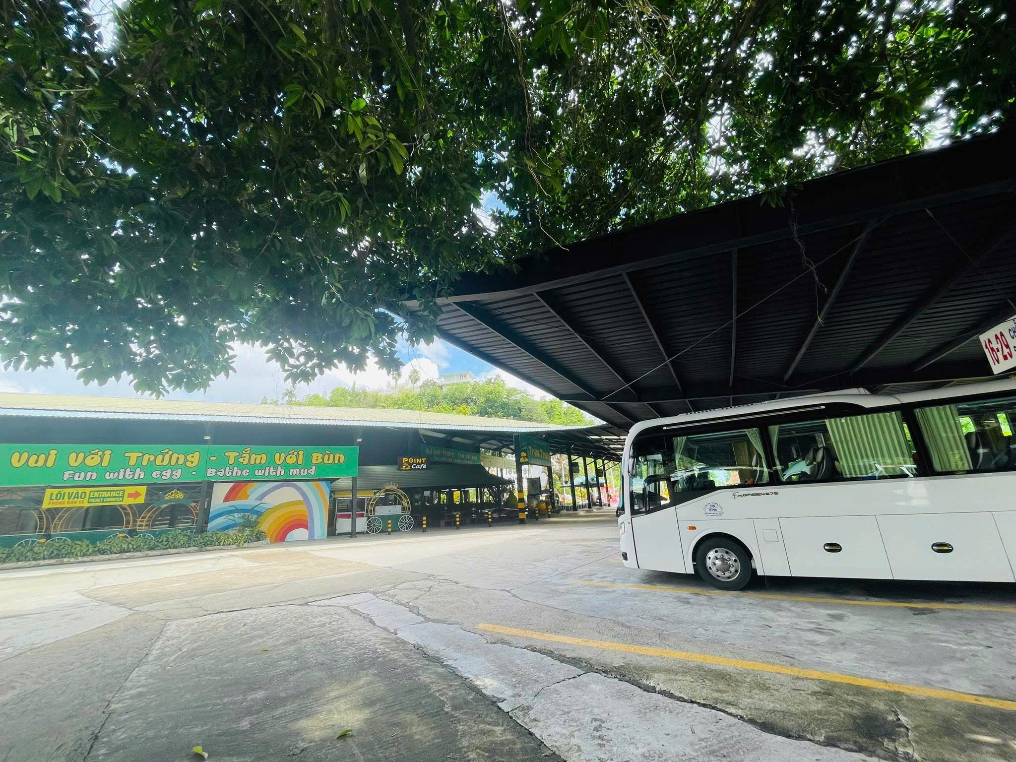 Thuê xe 29 chỗ Phan Rang xe đời mới