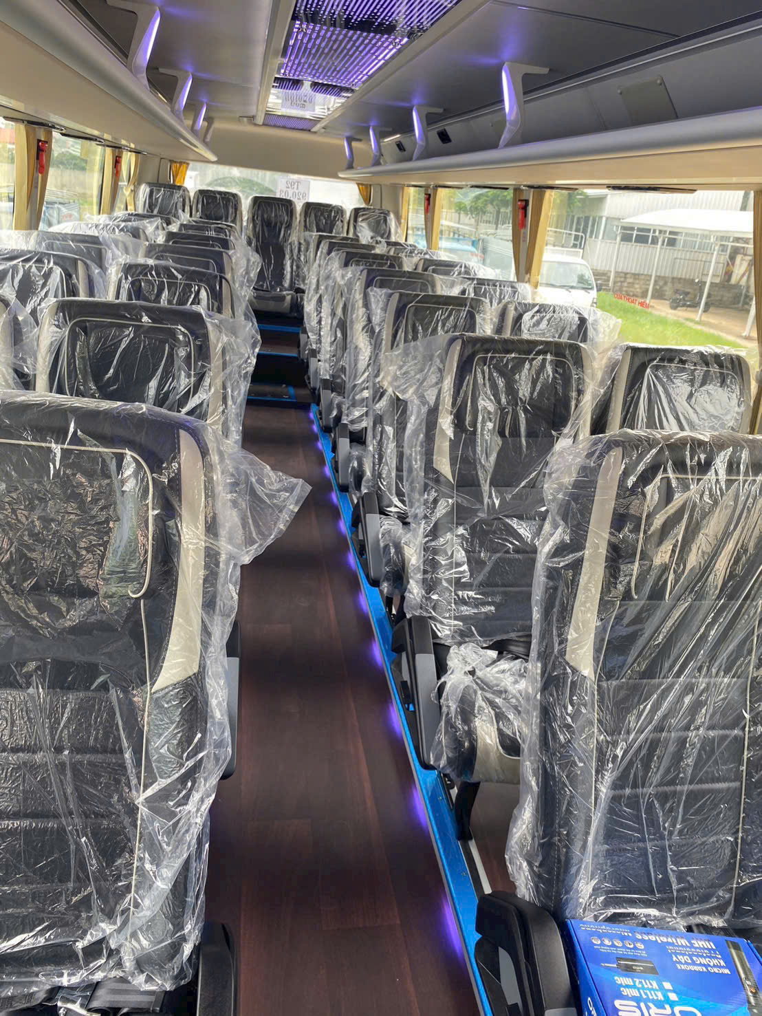 Thuê xe 29 chỗ Phan Rang xe đời mới