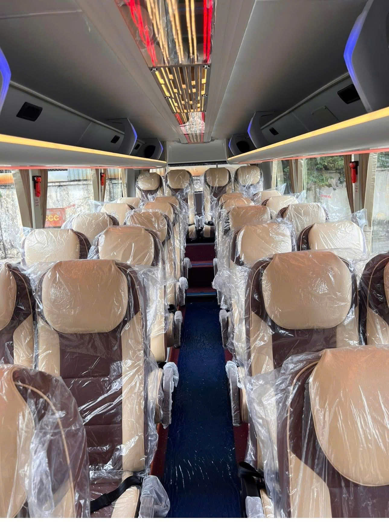 Thuê xe 29 chỗ tại Cà Ná