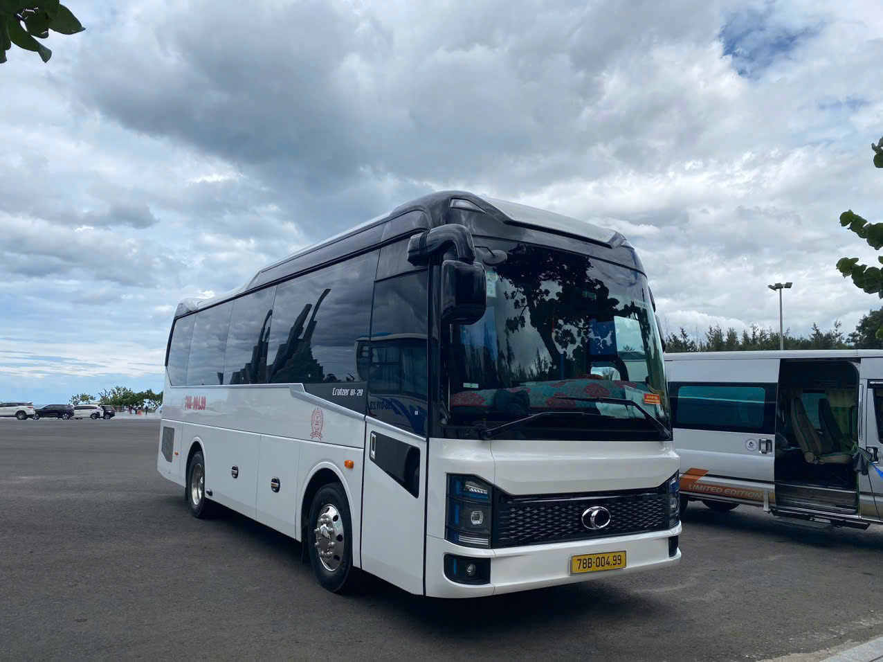 Xe du lịch 29 chỗ Phan Rang Uy Tín