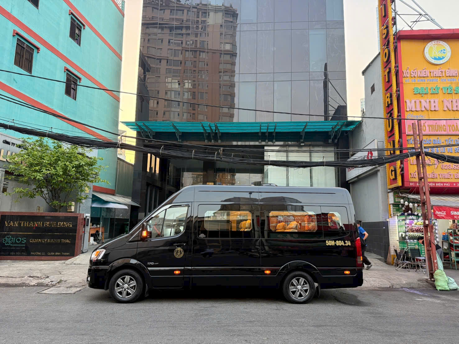 Thuê xe limousine Cam Ranh đi Hồ Chí Minh không ghép