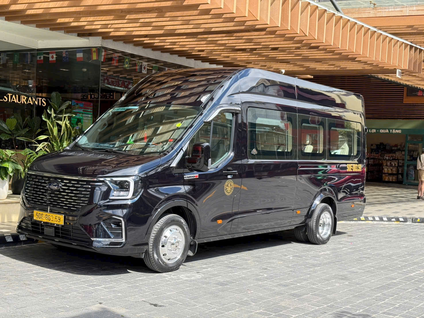 Thuê xe Limousine Đà Lạt đi Hồ Chí Minh