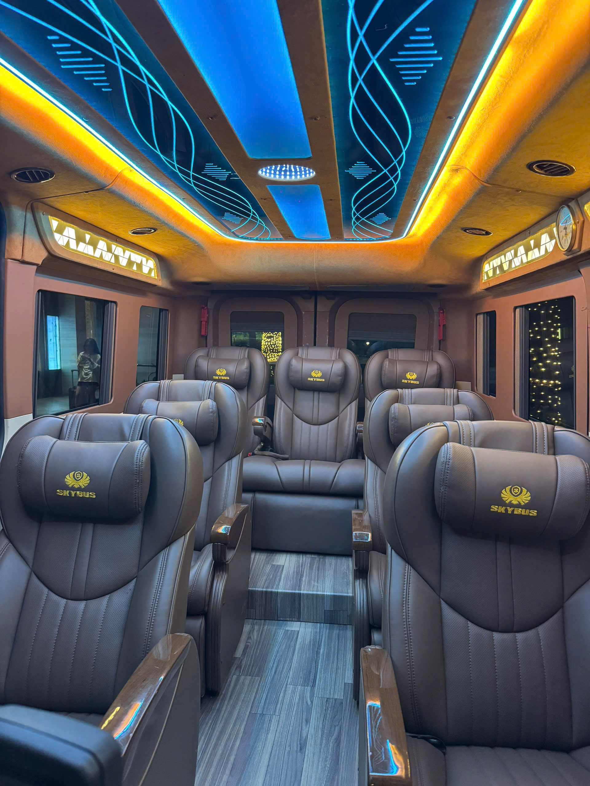 Thuê xe Limousine Đà Lạt đi Sài Gòn theo yêu cầu