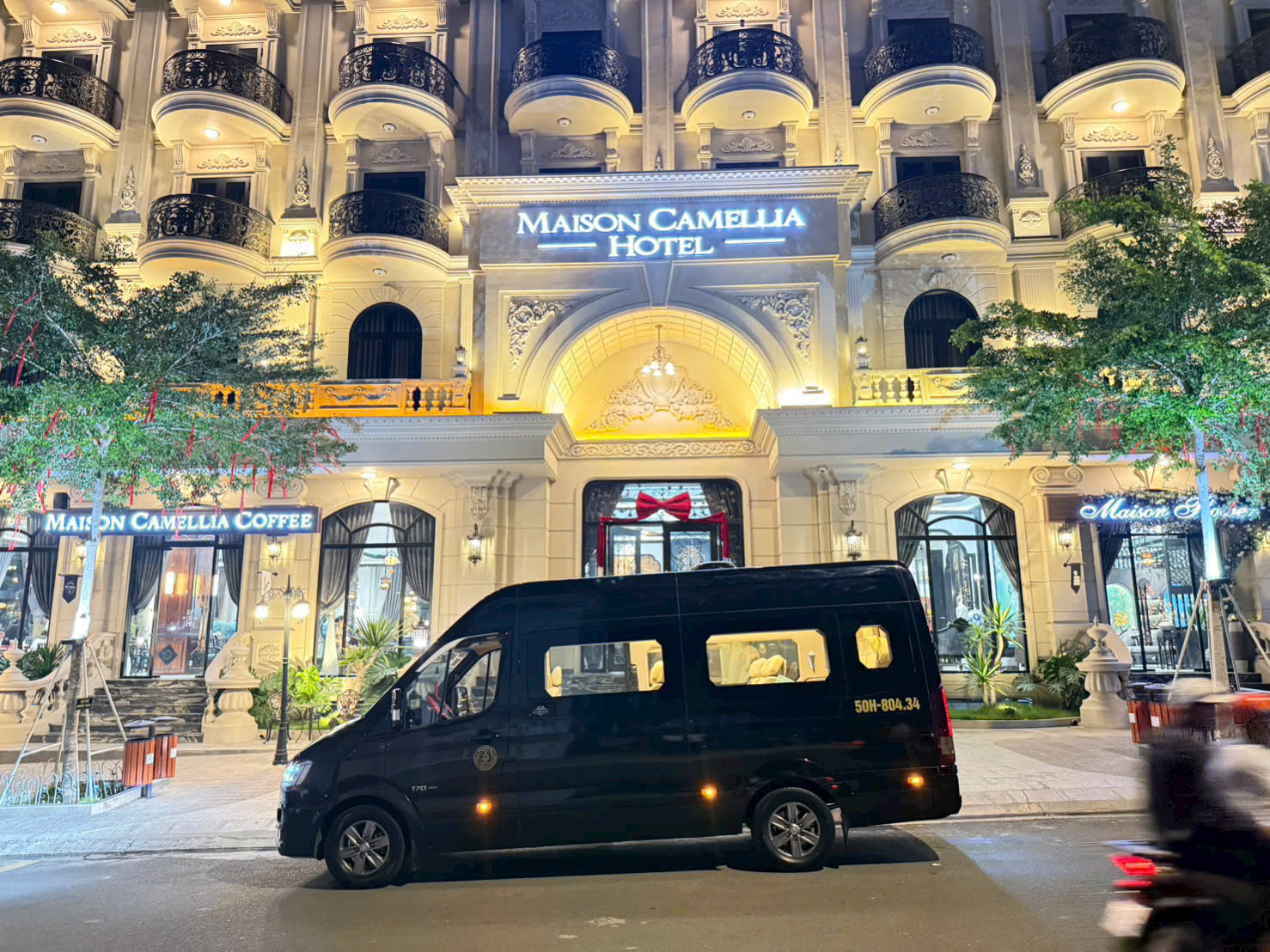 Thuê xe Limousine Đà Lạt đi Sài Gòn trong ngày