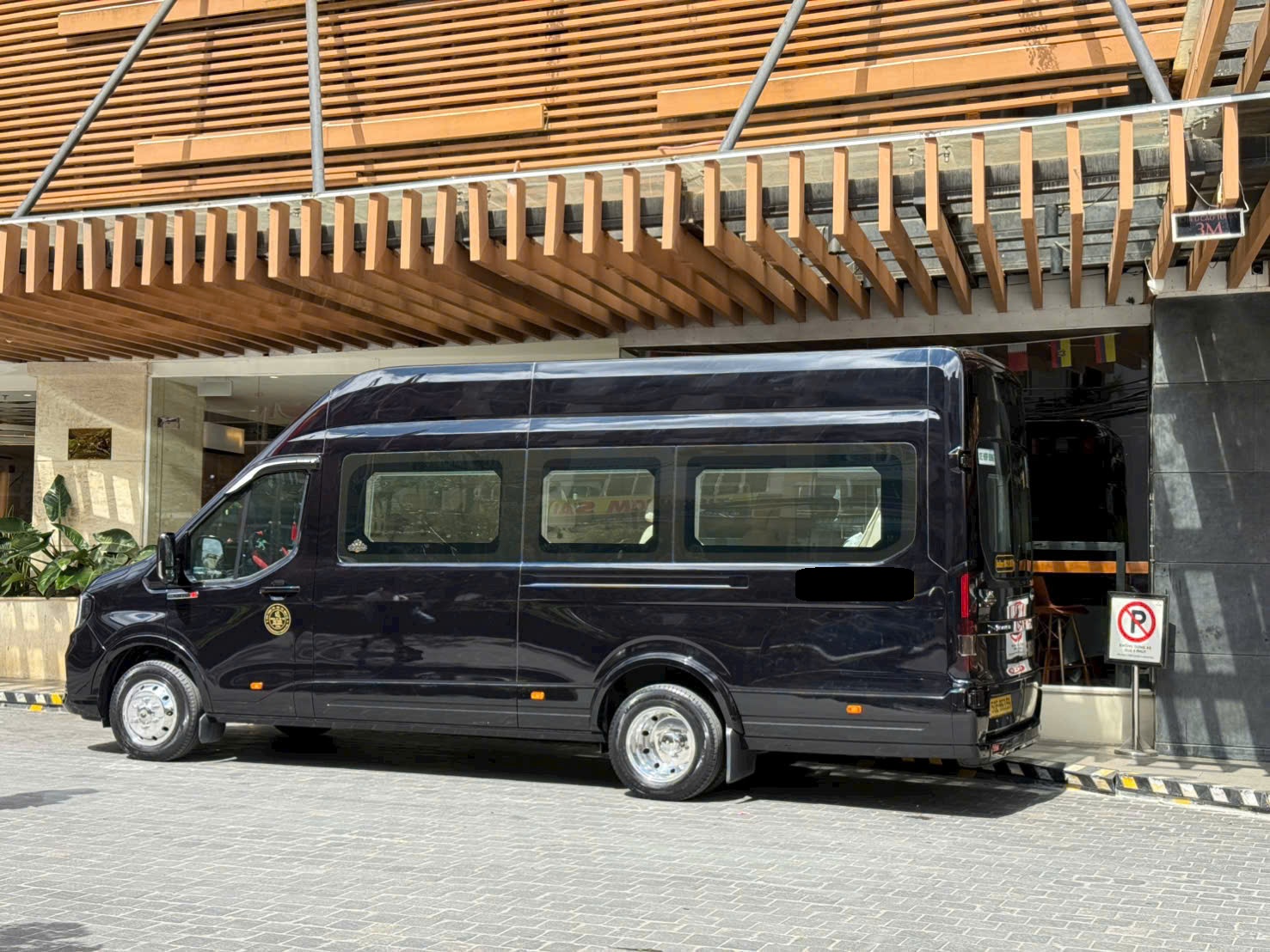 Thuê xe Limousine Đà Lạt Sài Gòn