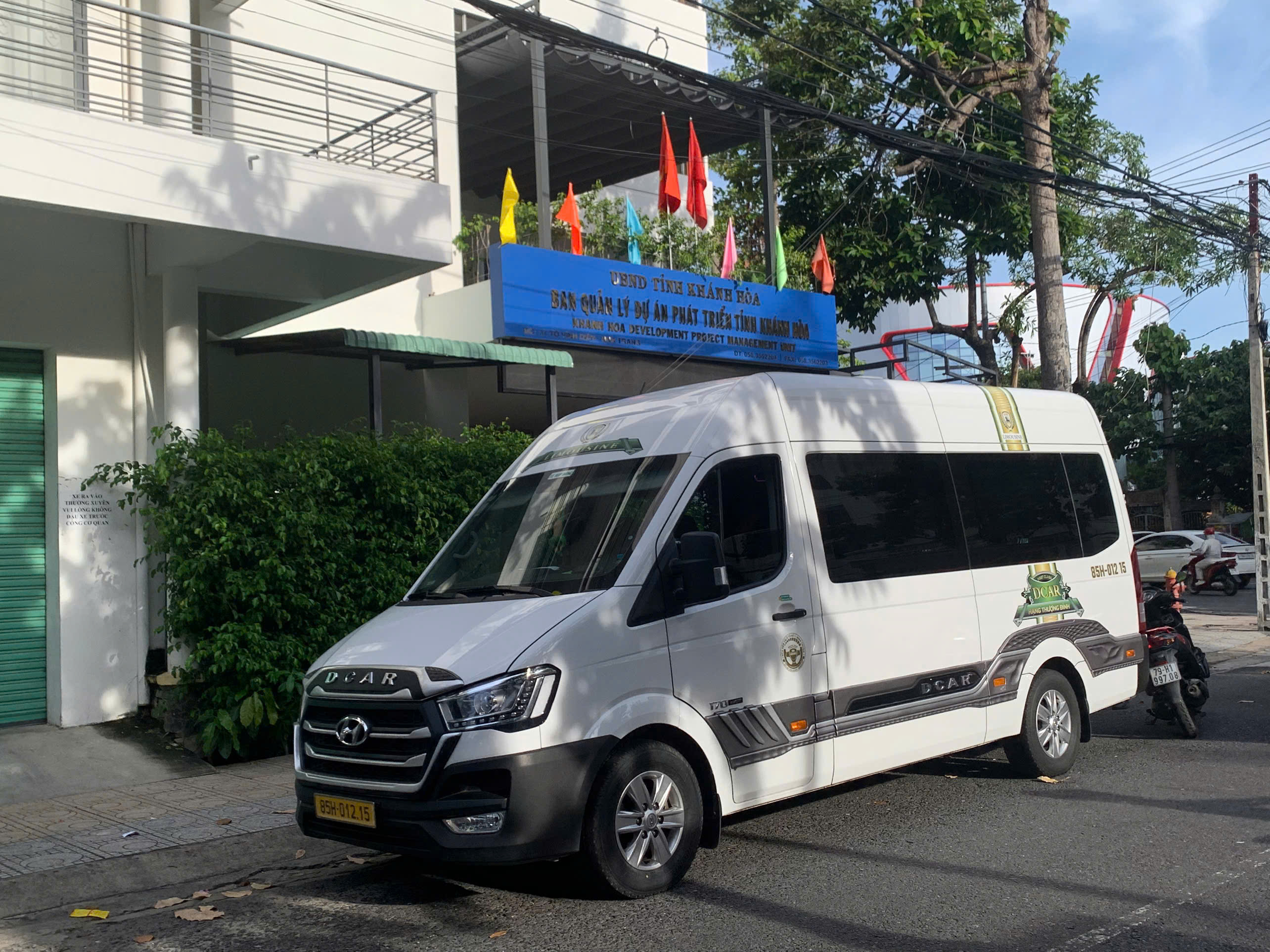 Thuê xe Limousine Dcar Sài Gòn đi Cam Ranh