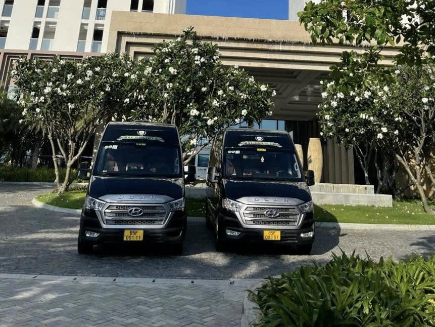 Thuê xe limousine đưa đón sân bay gồm những gì?
