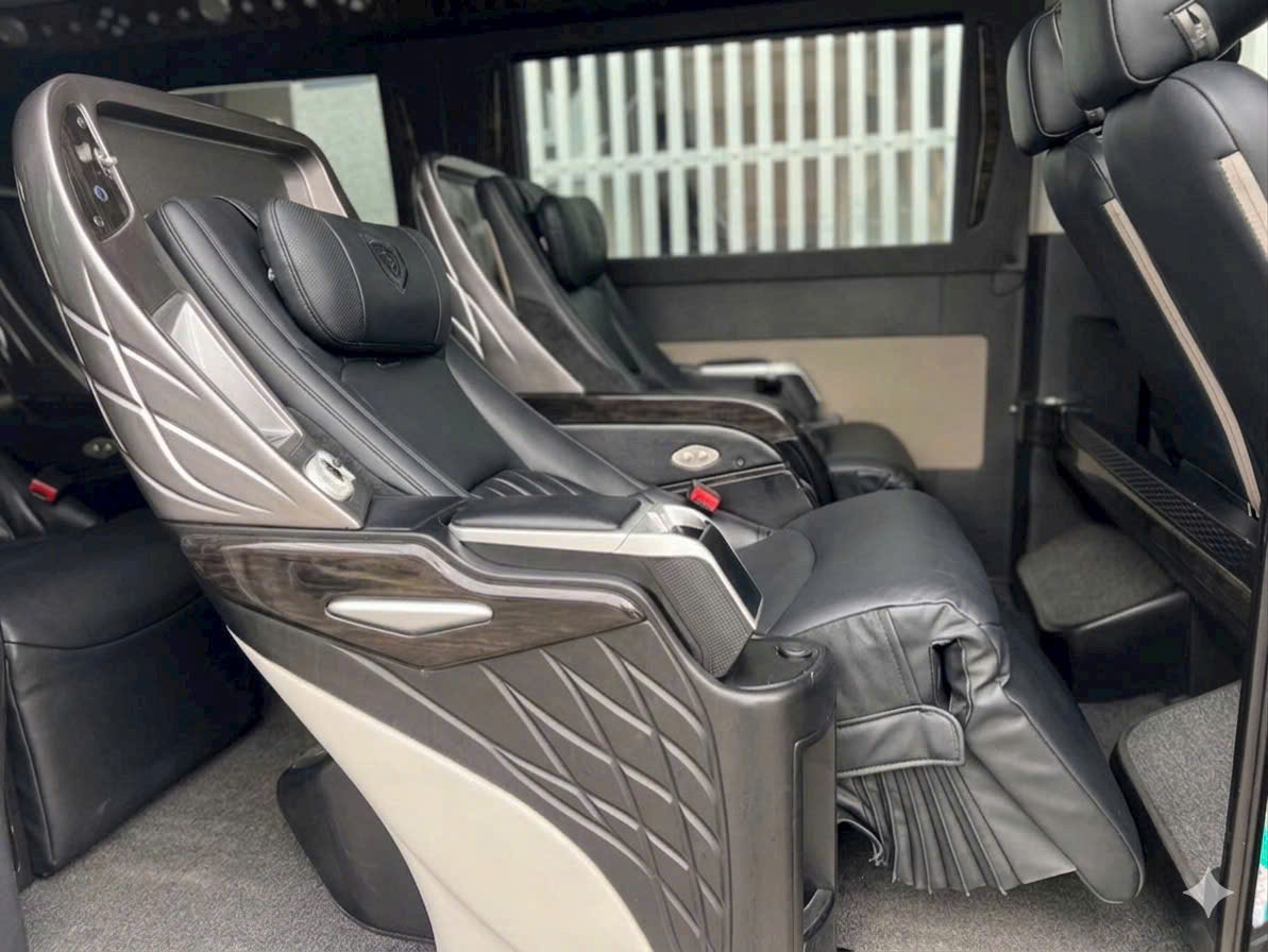 Thuê xe Limousine đưa đón tận nơi Vĩnh Hy