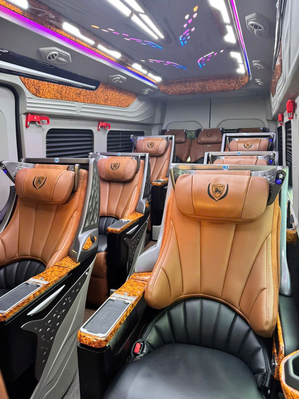 Thuê xe Limousine HCM đi Cam Ranh chất lượng cao